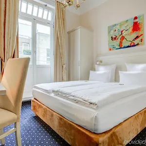 Fuerst Bismarck Hotell